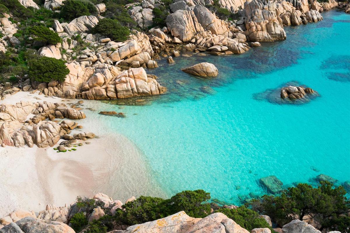 Villa Le Bougainvillea La Maddalena  Exterior foto