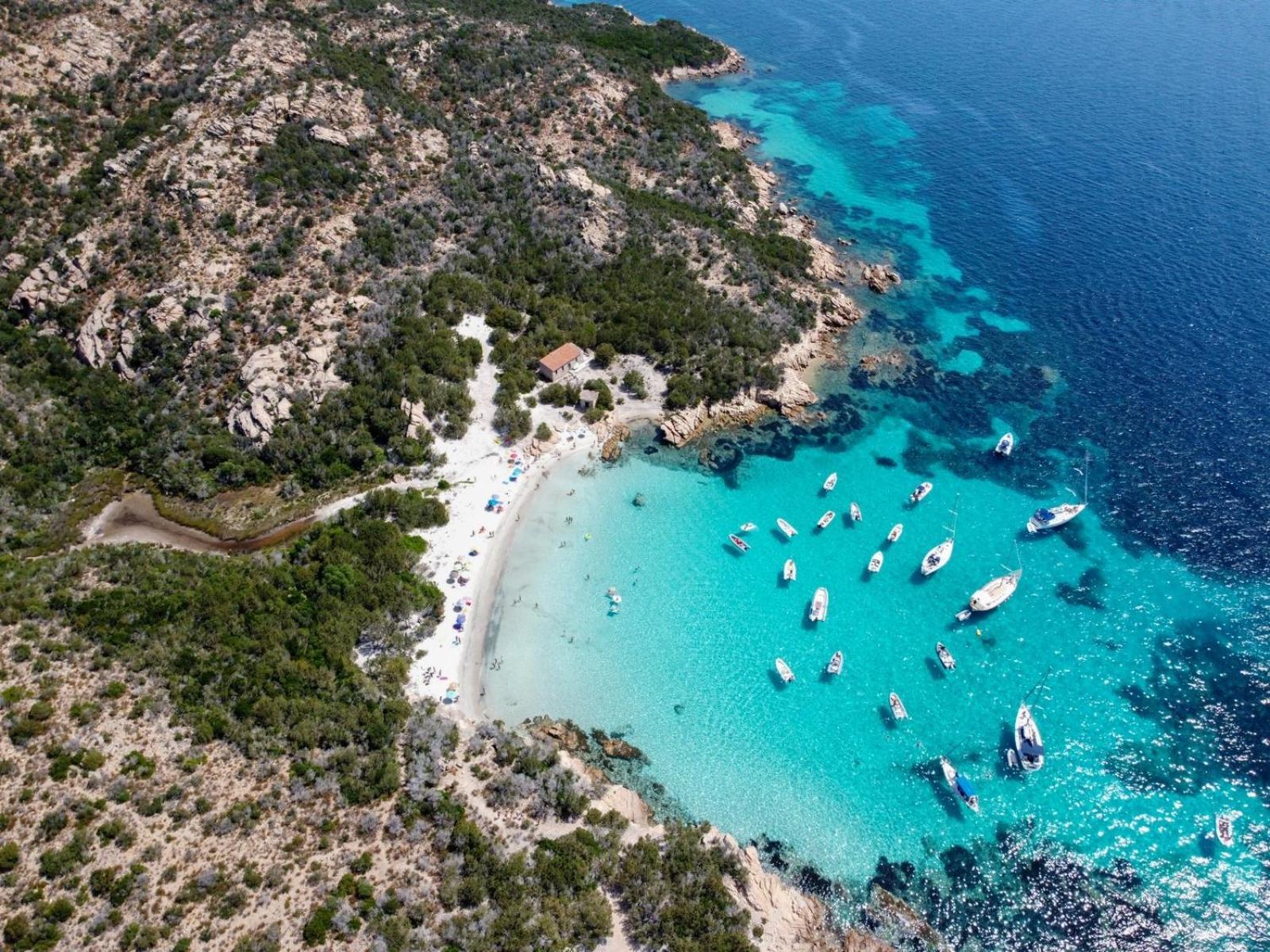 Villa Le Bougainvillea La Maddalena  Exterior foto